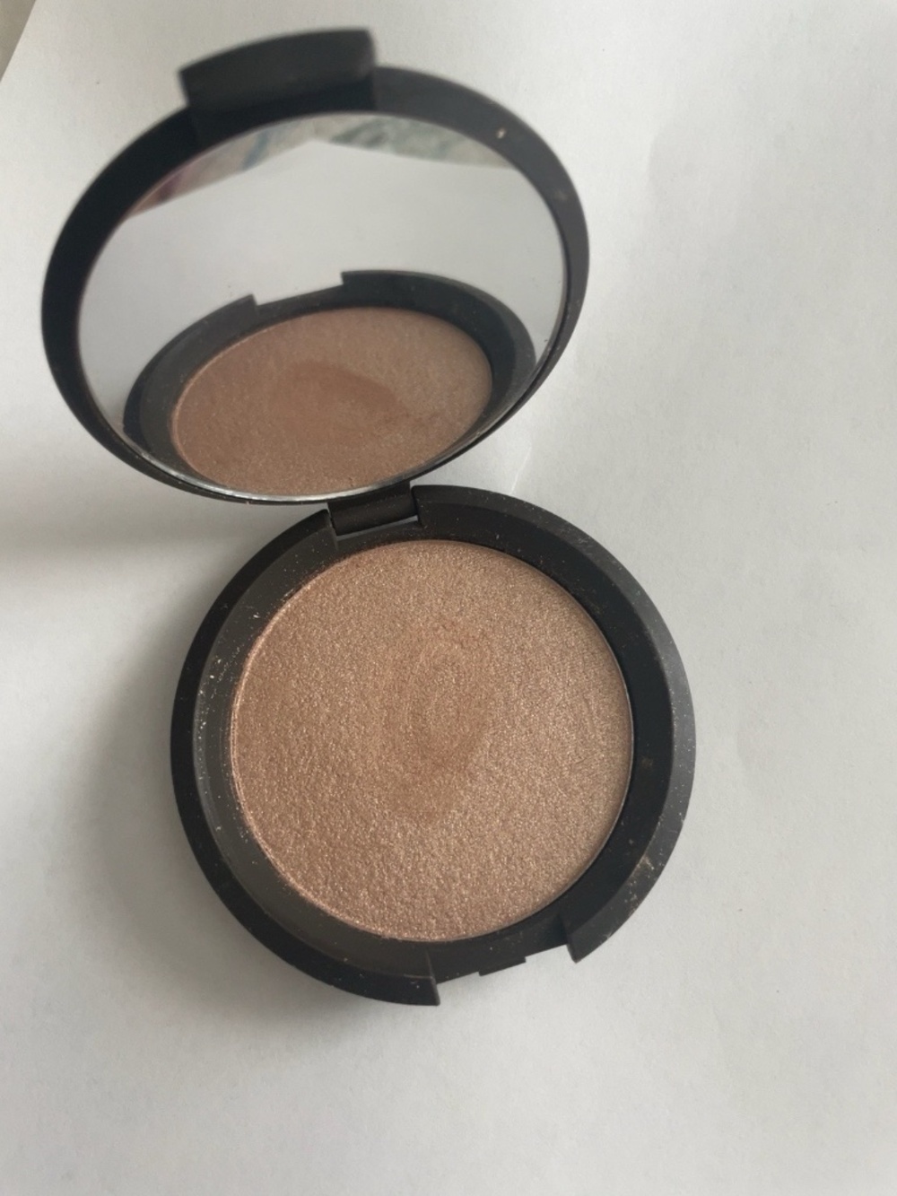 BECCA Shimmering Skin Perfector Pressed Highlighter in Opal